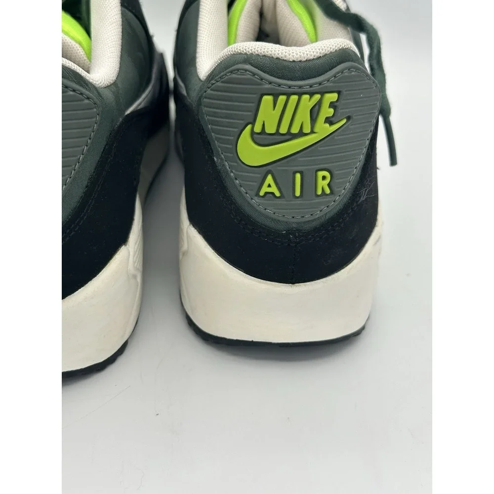 Nike Air Max 90 Premium Vintage Green Paisley 333888-303 Men's Size 9